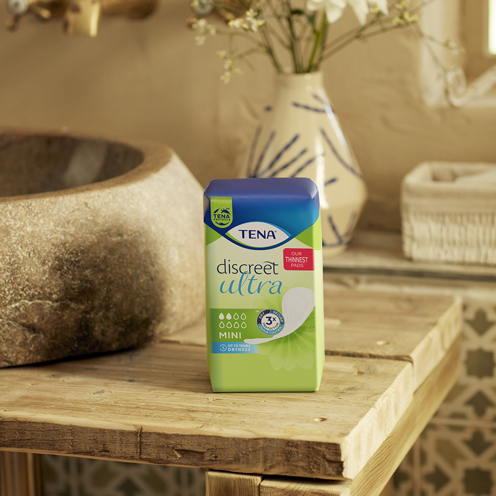 Produktbild på TENA trosskydd och Ultra Normal-bindor  Produktbild på TENA trosskydd och Ultra Normal-bindor